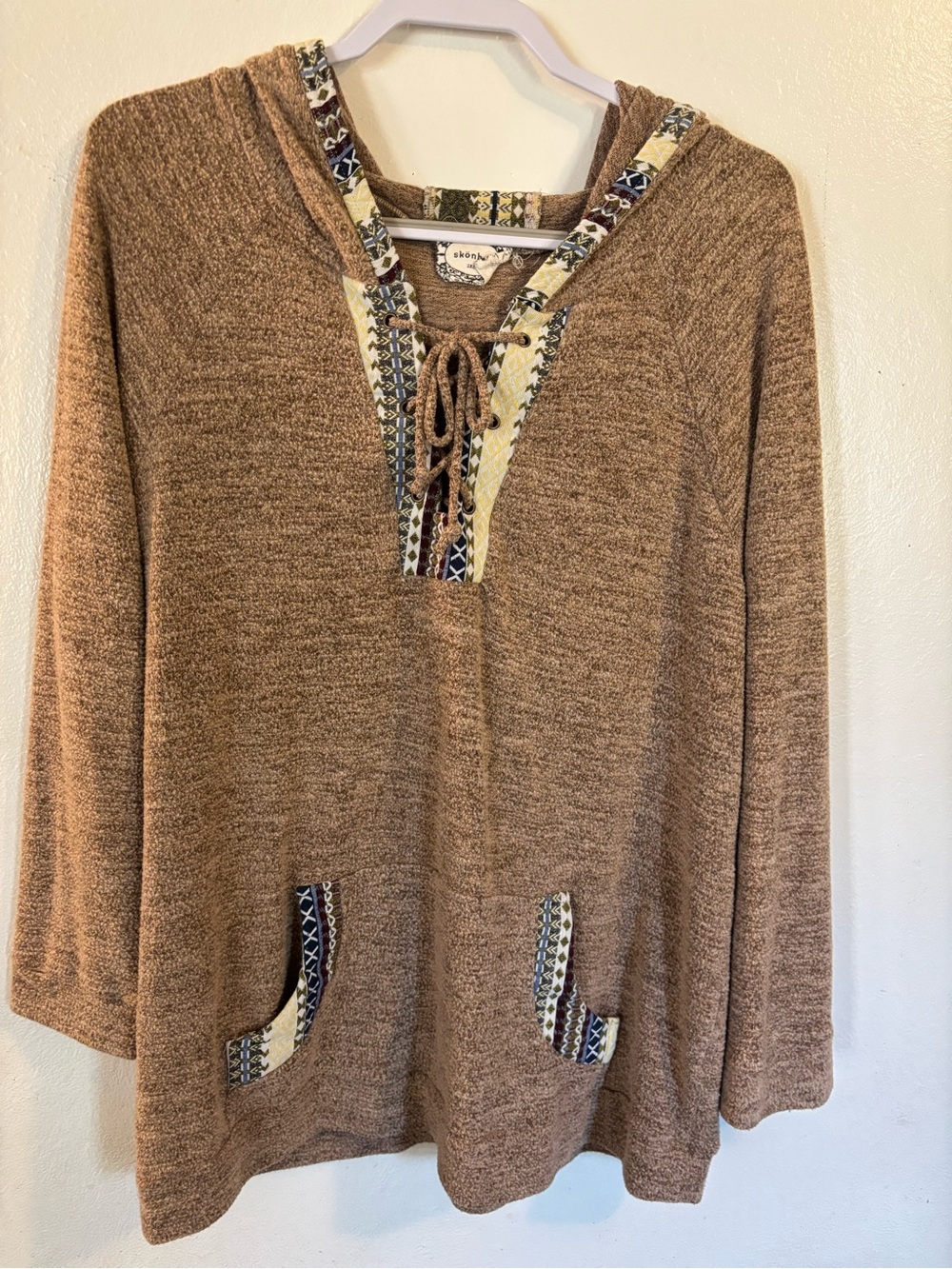 Women's Hooded Knit Pullover Sweater in Brown with Patterned Trim